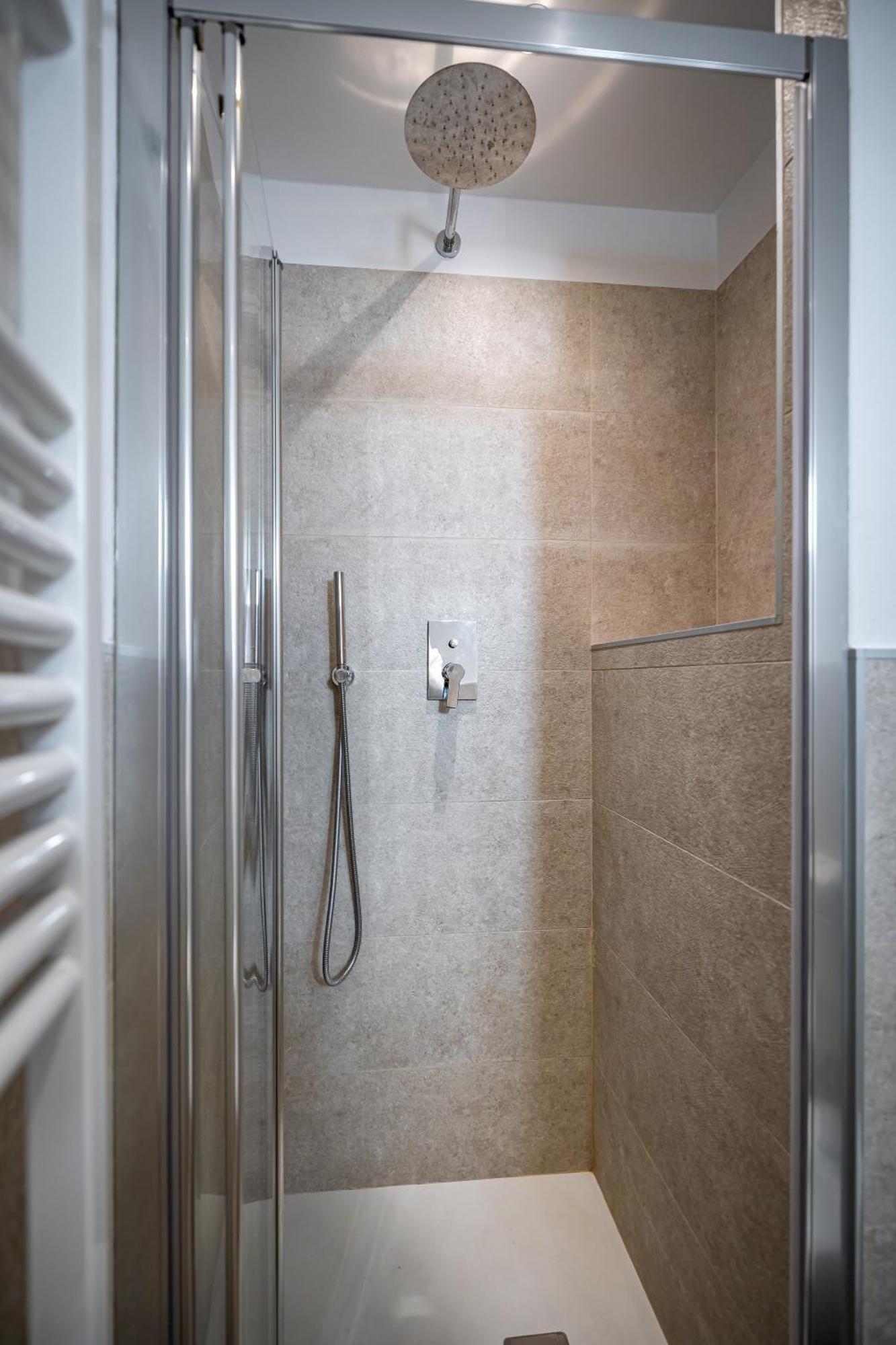 Roommo Via dei Pilastri giada Firenze Esterno foto